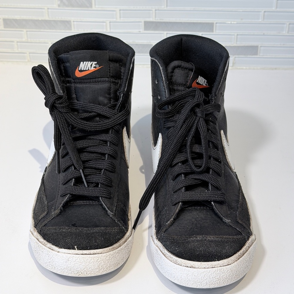 Nike Black Knit Sneakers